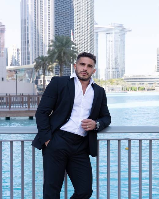 Chris Elliott — Founder, Emirates Business Setup